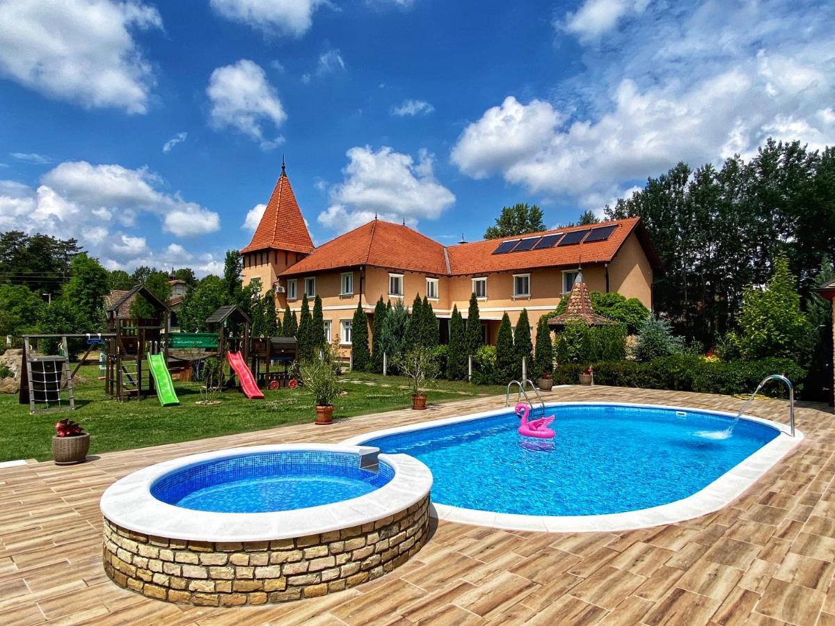 Villa Larus Palic Ngoại thất bức ảnh